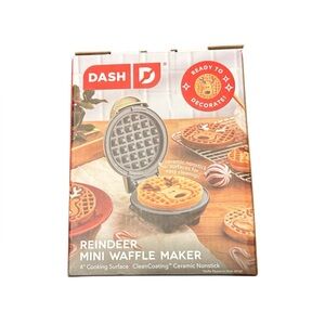 Dash Reindeer Mini 4 inch Waffle Maker New in Box